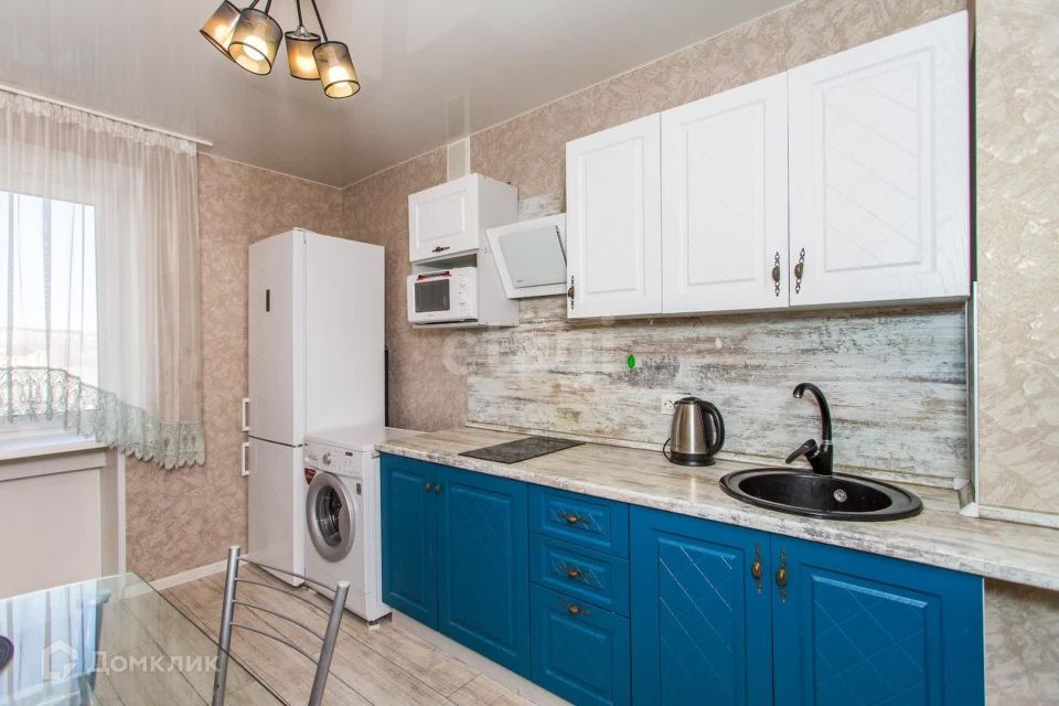 Продаётся 3-комнатная квартира, 55.6 м²