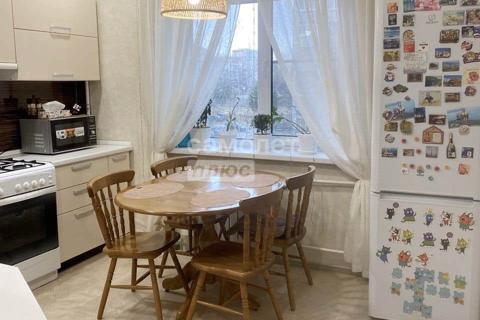 Продаётся 3-комнатная квартира, 67 м²