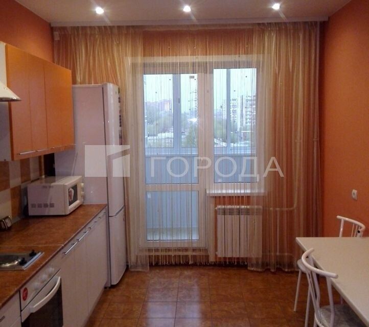 Сдаётся 2-комнатная квартира, 70 м²