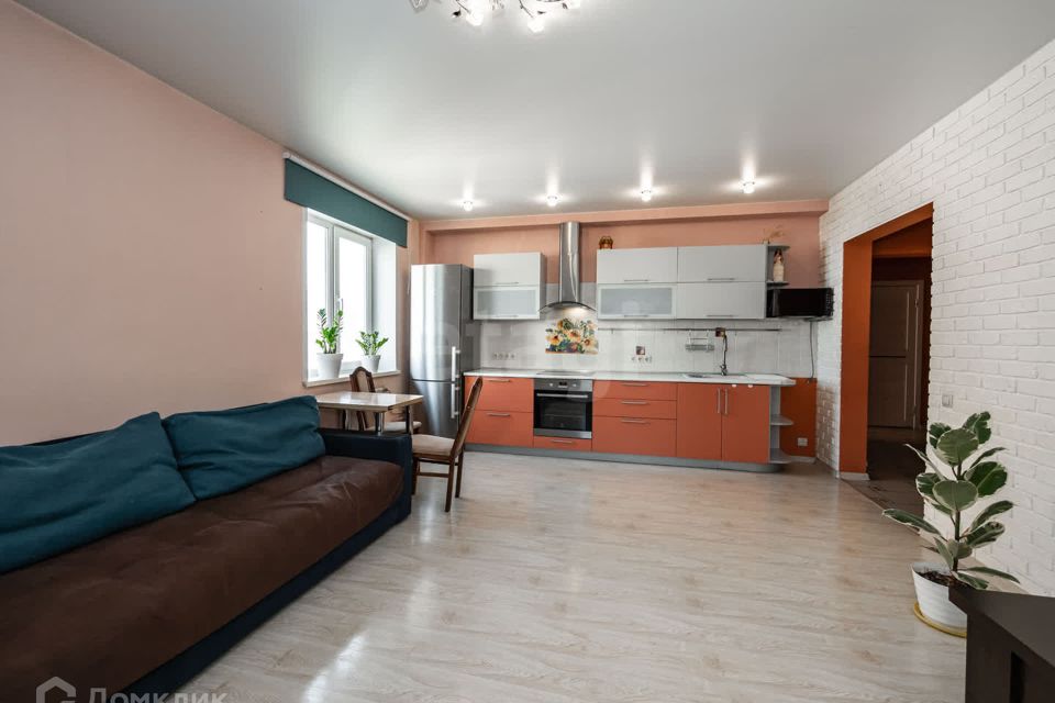 Сдаётся 3-комнатная квартира, 82 м²