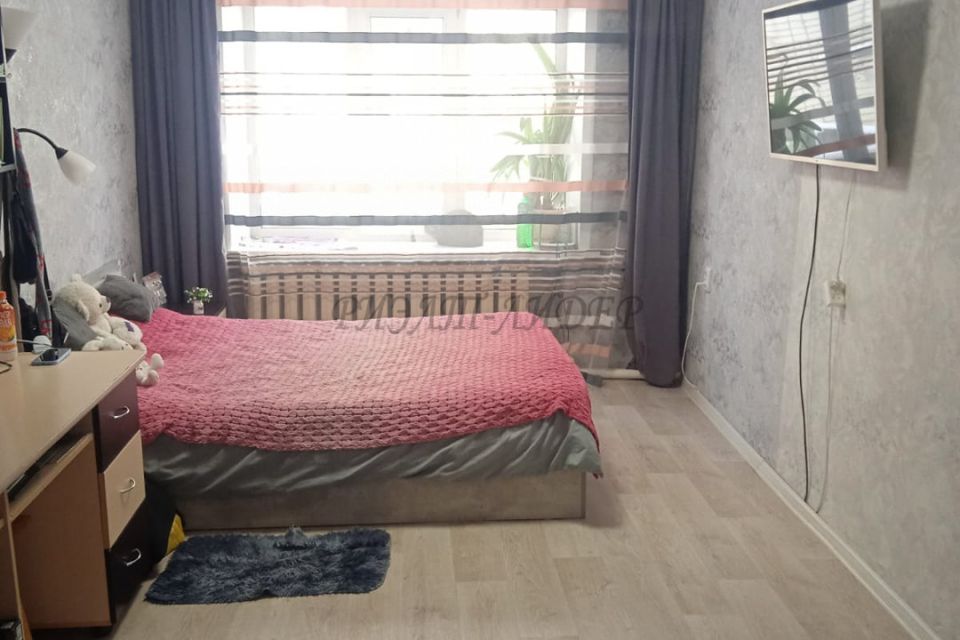 Продаётся 3-комнатная квартира, 50.7 м²