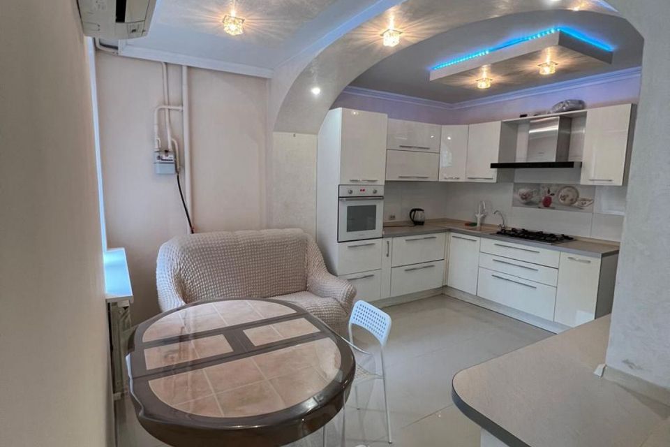 Продаётся 2-комнатная квартира, 68.1 м²