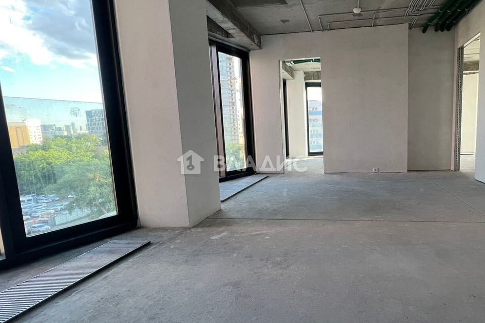 Продаётся 2-комнатная квартира, 70 м²
