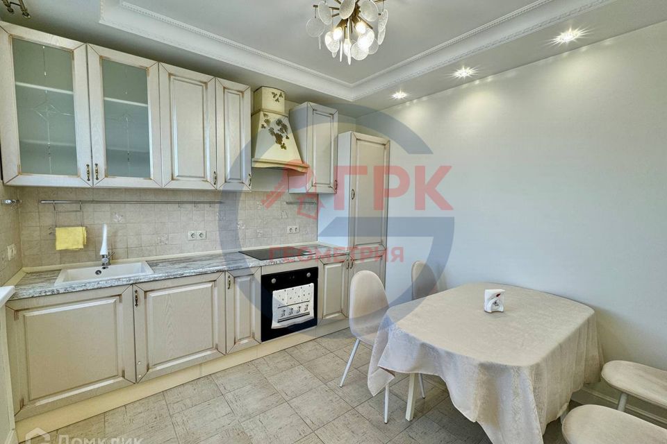 Продаётся 3-комнатная квартира, 81.2 м²
