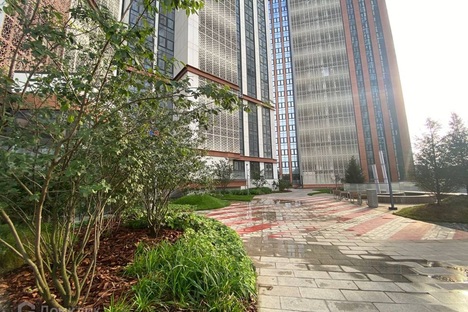 Продаётся 1-комнатная квартира, 60 м²