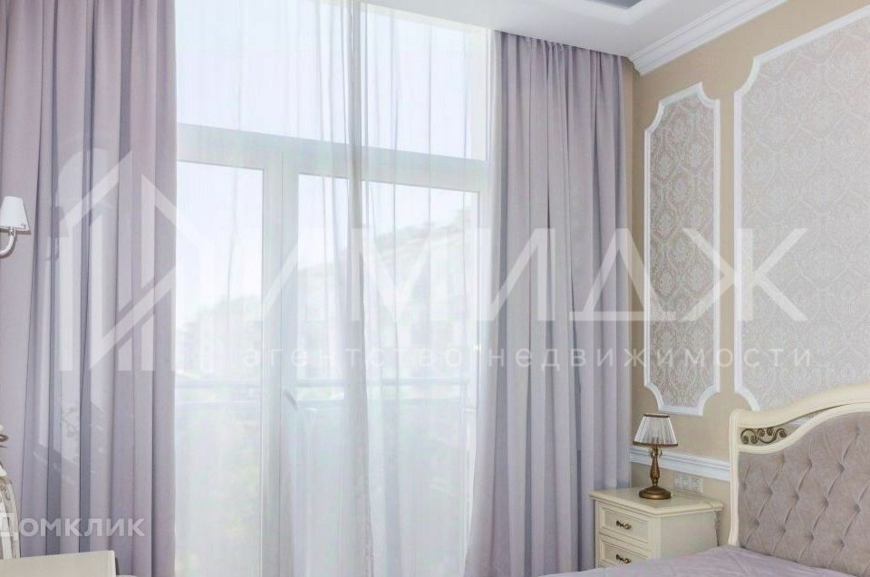 Продаётся 2-комнатная квартира, 72.4 м²