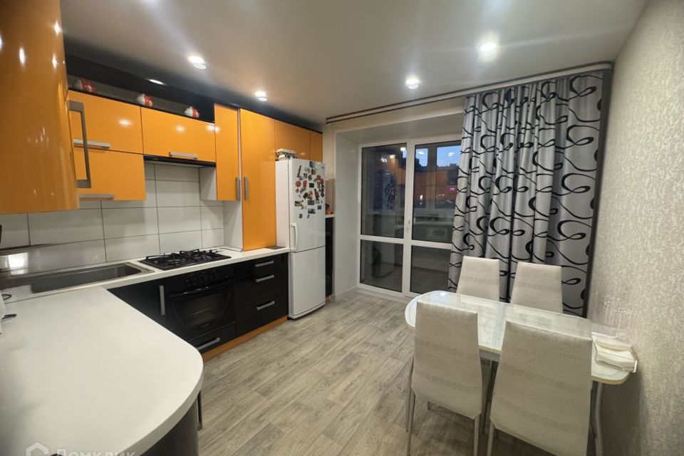 Продаётся 3-комнатная квартира, 58 м²