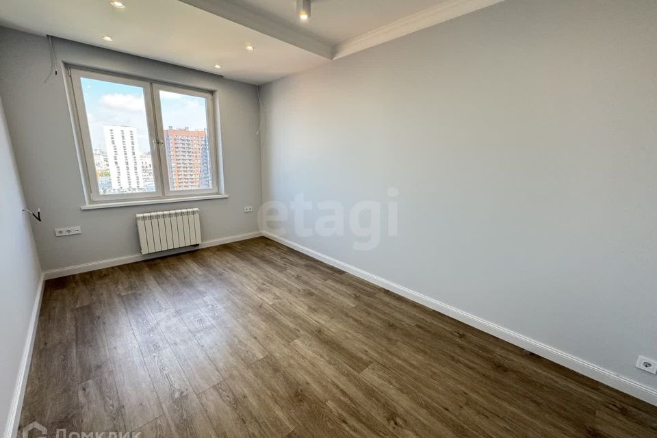 Продаётся 2-комнатная квартира, 61.5 м²