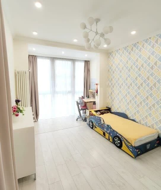 Продаётся 4-комнатная квартира, 88 м²