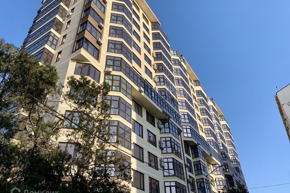 Продаётся 2-комнатная квартира, 92 м²