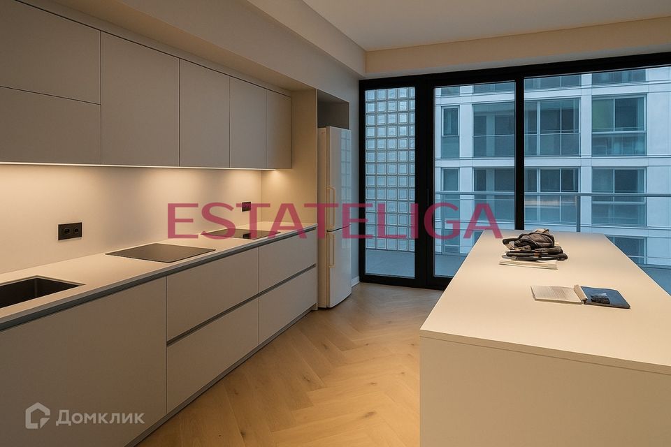 Продаётся 3-комнатная квартира, 93 м²