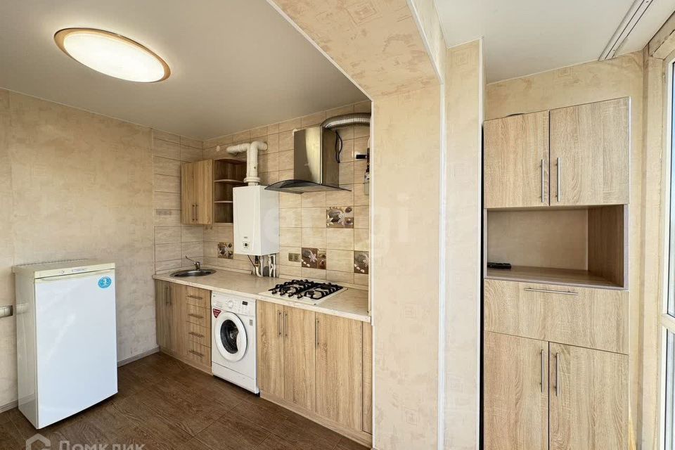 Продаётся 1-комнатная квартира, 38 м²