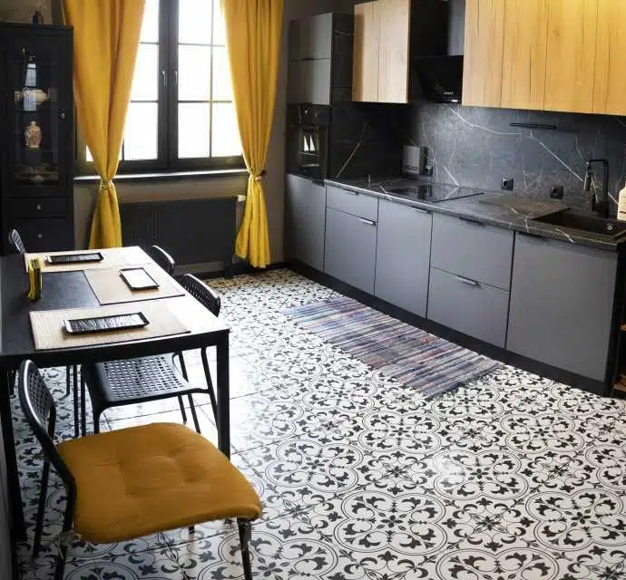 Продаётся 2-комнатная квартира, 58 м²