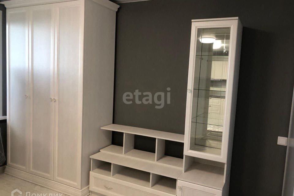 Продаётся 1-комнатная квартира, 48 м²