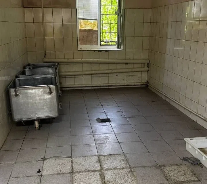 Сдаётся 3-комнатная квартира, 150 м²