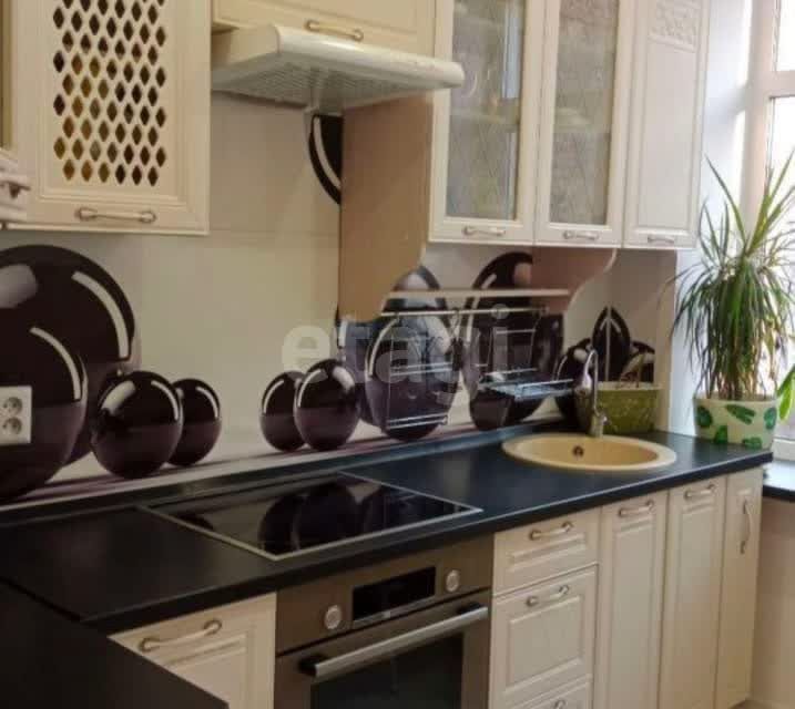 Продаётся 3-комнатная квартира, 69.4 м²