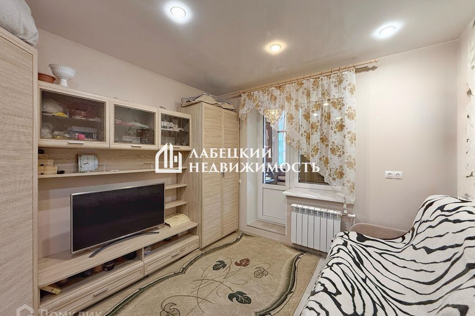 Продаётся 2-комнатная квартира, 57.4 м²