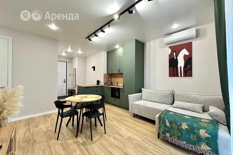 Сдаётся 4-комнатная квартира, 83 м²