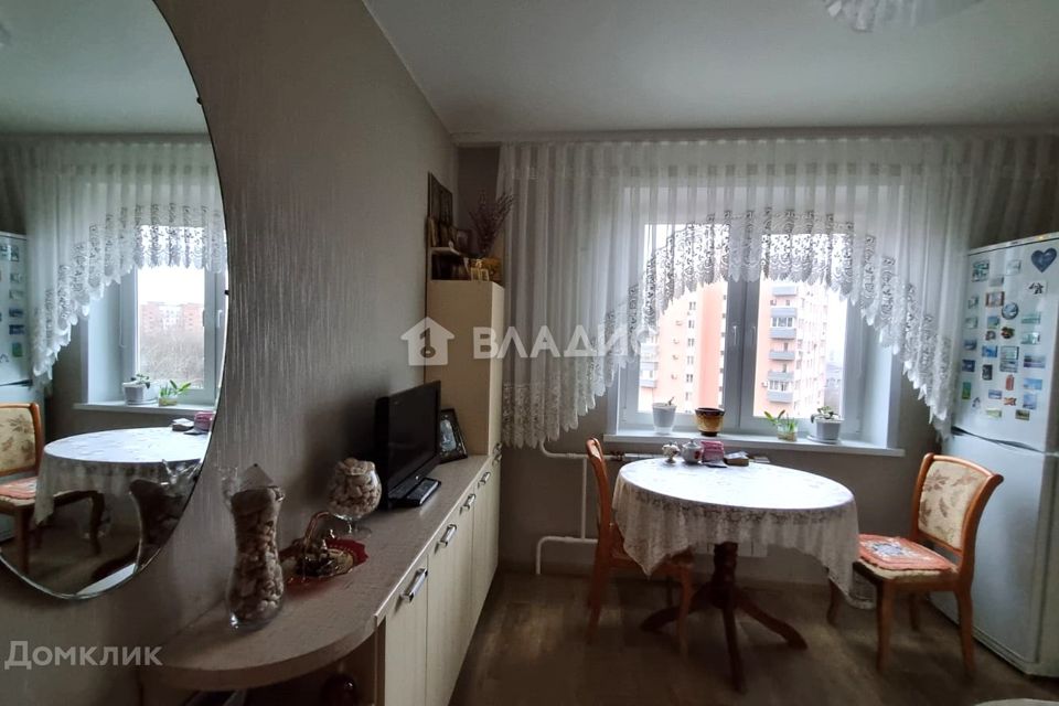 Продаётся 1-комнатная квартира, 37.2 м²