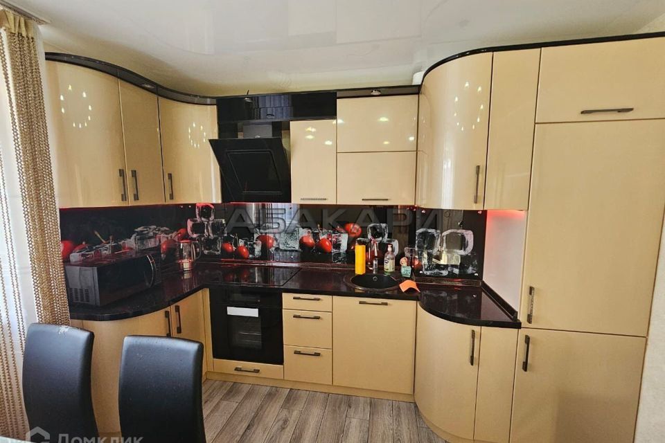 Сдаётся 2-комнатная квартира, 55 м²