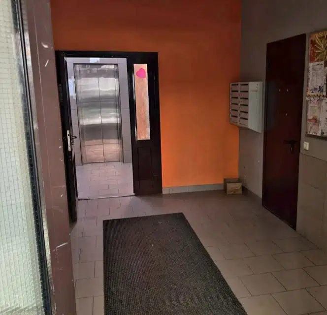 Продаётся 1-комнатная квартира, 27 м²