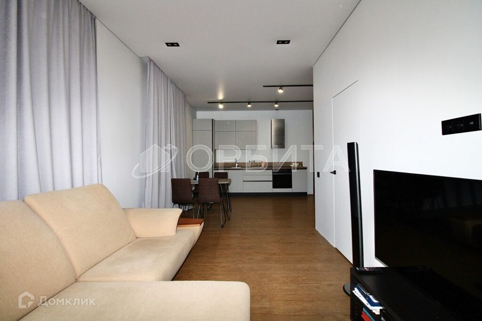Продаётся 1-комнатная квартира, 66 м²