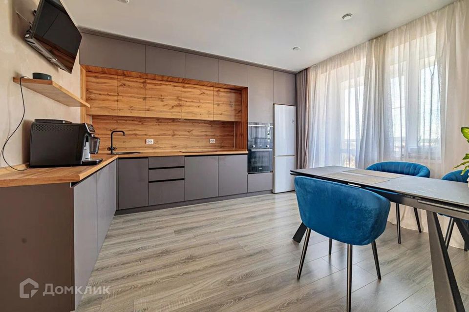 Продаётся 3-комнатная квартира, 87.7 м²