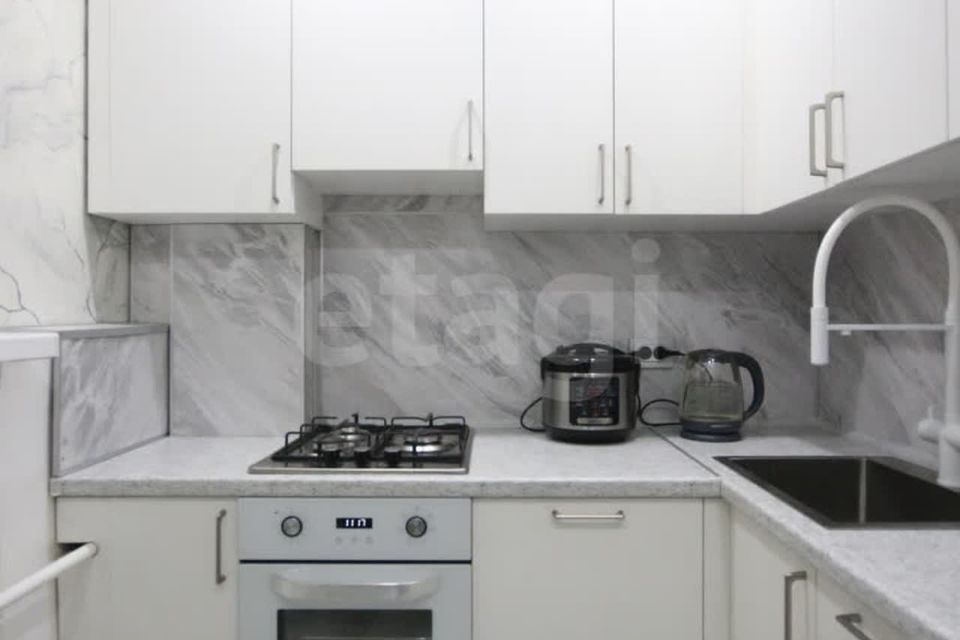 Продаётся 3-комнатная квартира, 58 м²