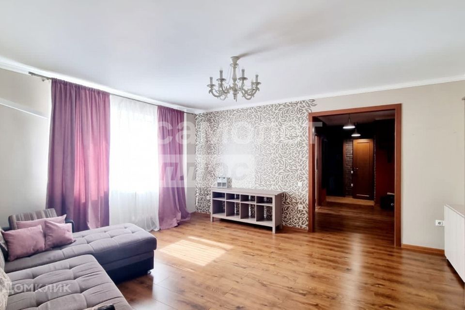 Сдаётся 2-комнатная квартира, 56 м²