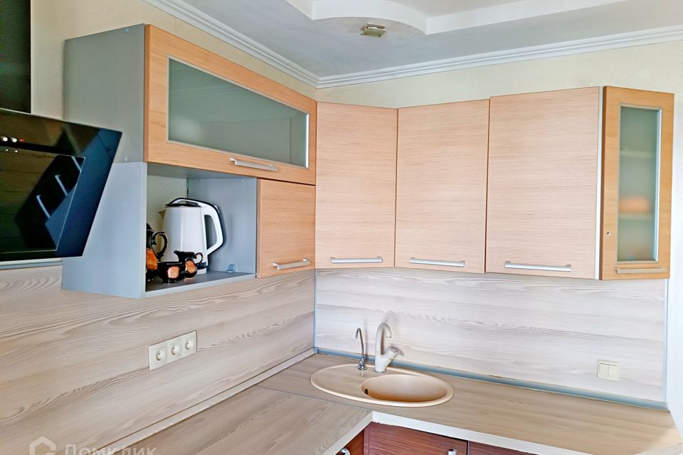 Сдаётся 4-комнатная квартира, 74 м²