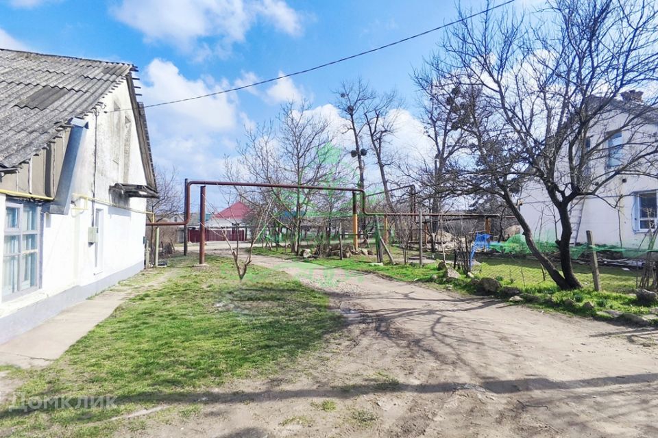Продаётся 2-комнатная квартира, 41.8 м²