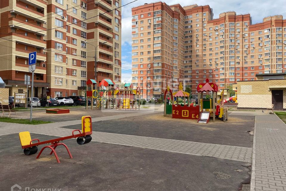 Продаётся 2-комнатная квартира, 58.4 м²