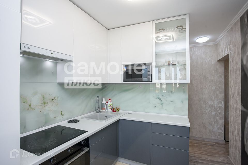 Продаётся 2-комнатная квартира, 56.5 м²