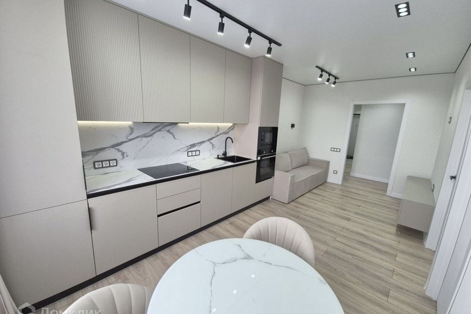 Продаётся 2-комнатная квартира, 61.3 м²