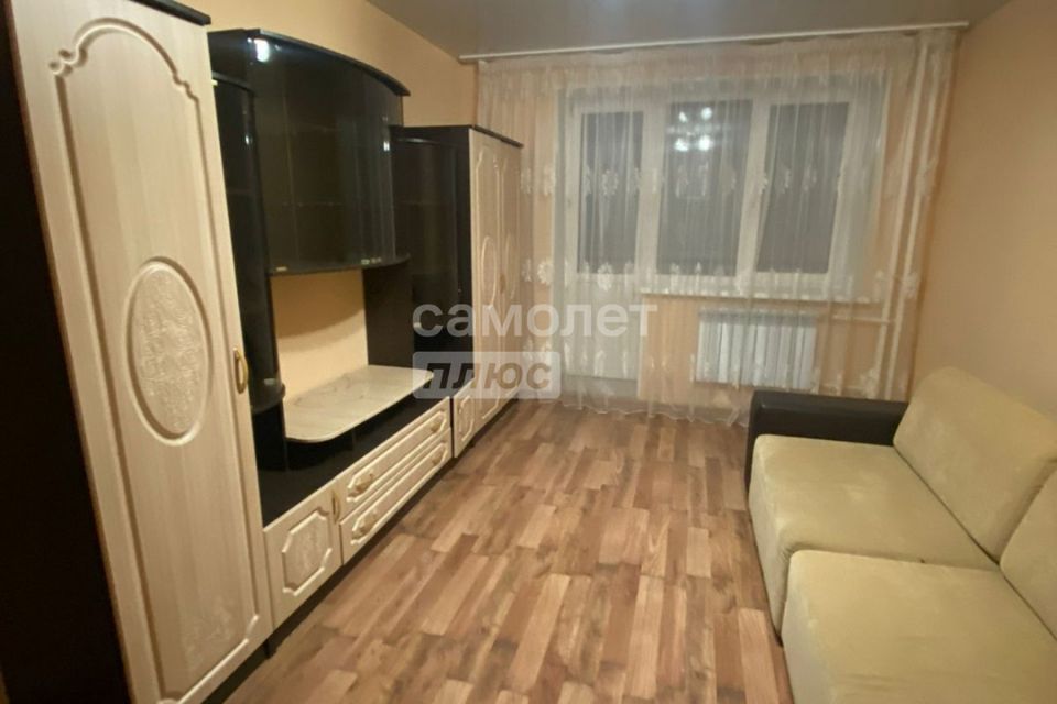 Продаётся 1-комнатная квартира, 40.6 м²