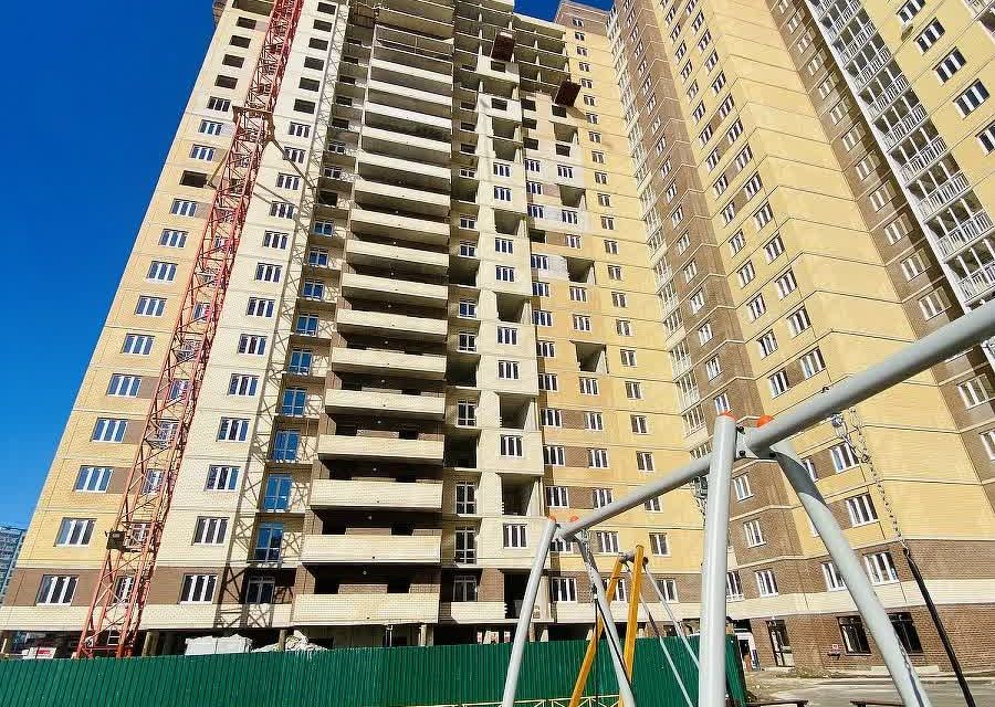 Продаётся 1-комнатная квартира, 42.17 м²