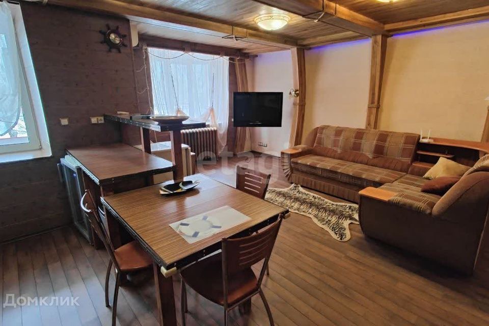 Сдаётся 2-комнатная квартира, 56 м²