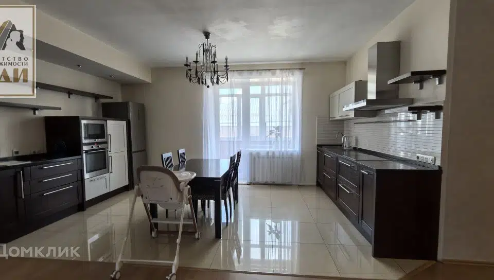 Продаётся студия, 186.9 м²
