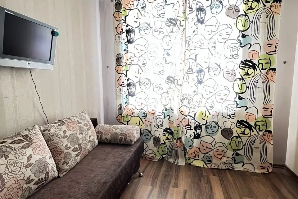 Продаётся 4-комнатная квартира, 87.8 м²