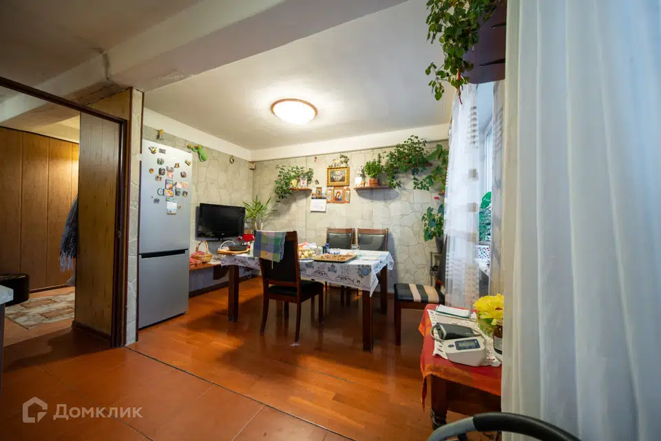 Продаётся 5-комнатная квартира, 101.6 м²