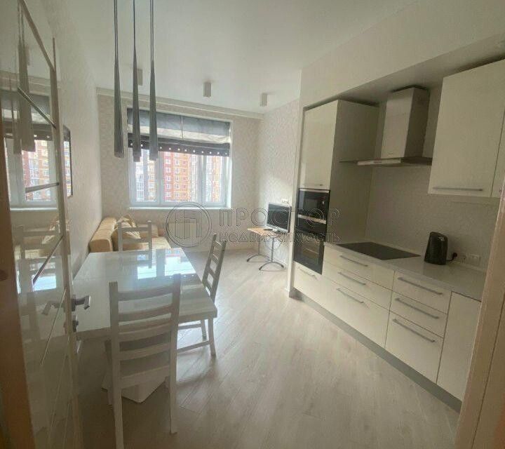 Продаётся 2-комнатная квартира, 67.3 м²