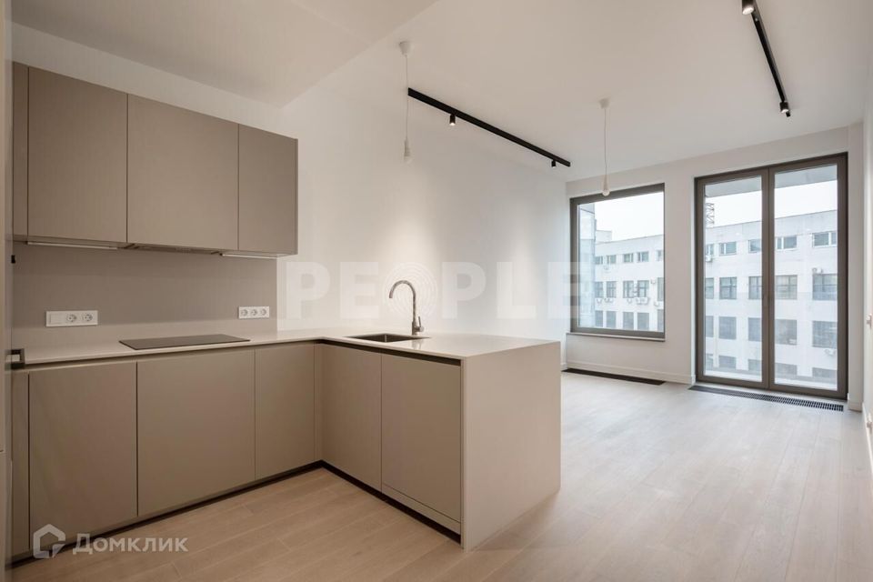 Продаётся 2-комнатная квартира, 65 м²