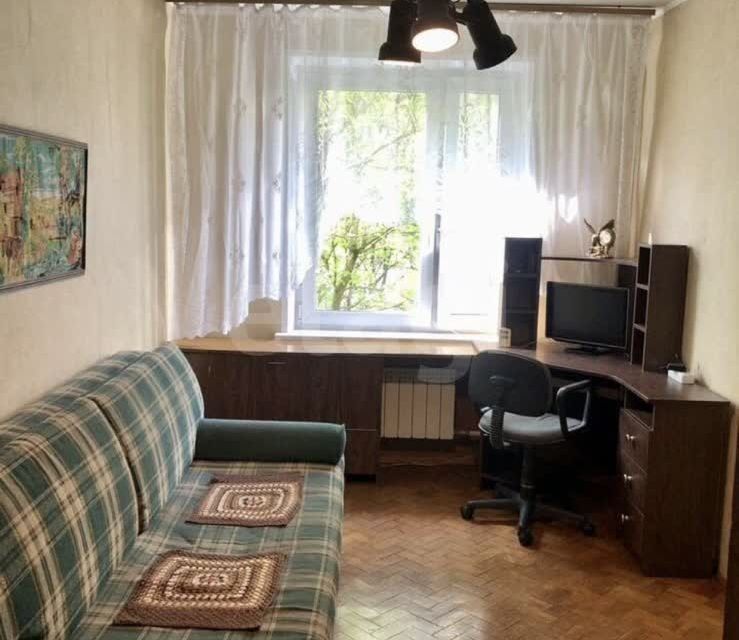 Продаётся 3-комнатная квартира, 62.8 м²