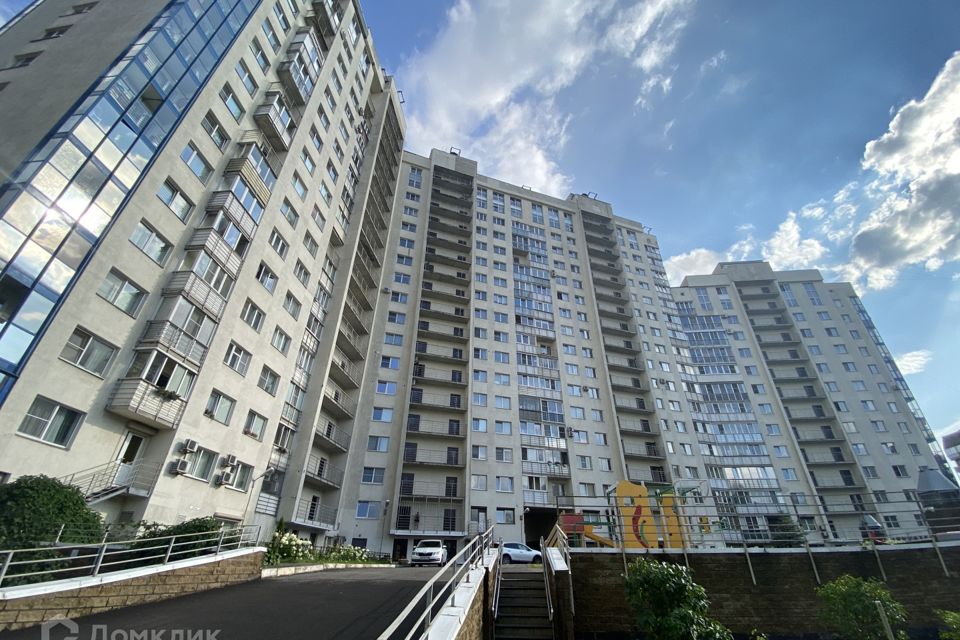 Сдаётся 2-комнатная квартира, 59.9 м²
