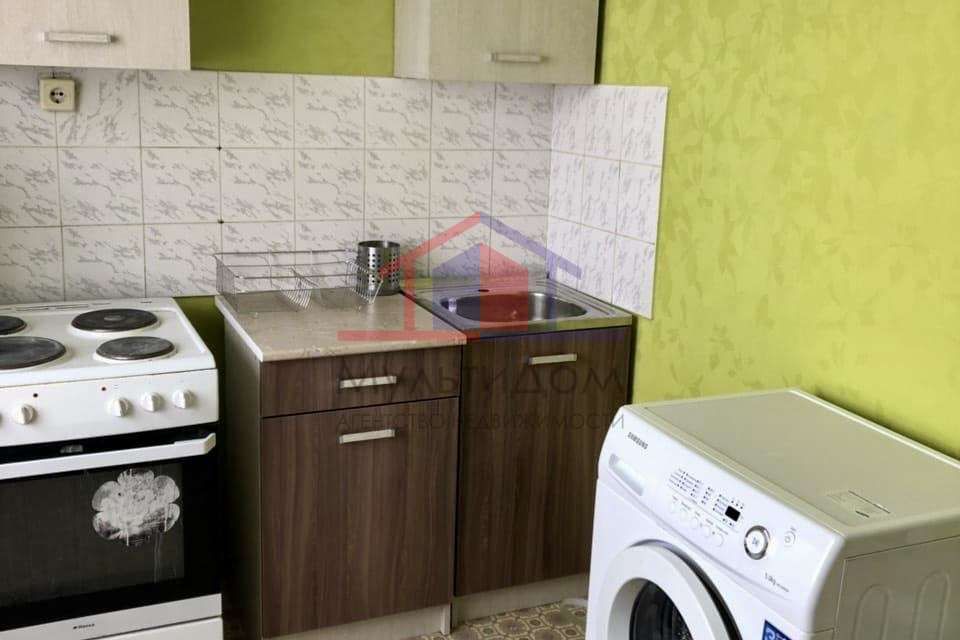 Сдаётся 1-комнатная квартира, 39 м²