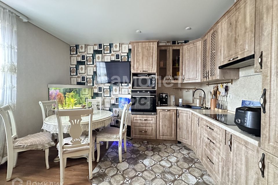 Продаётся 3-комнатная квартира, 64.1 м²