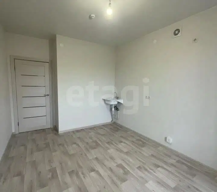 Продаётся 1-комнатная квартира, 38.9 м²
