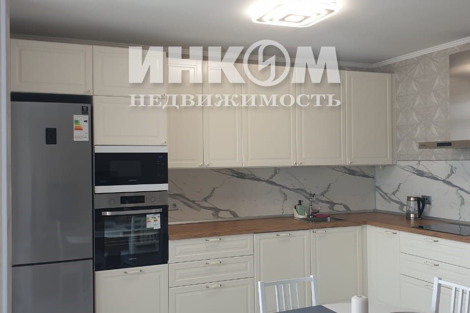 Сдаётся 3-комнатная квартира, 85 м²