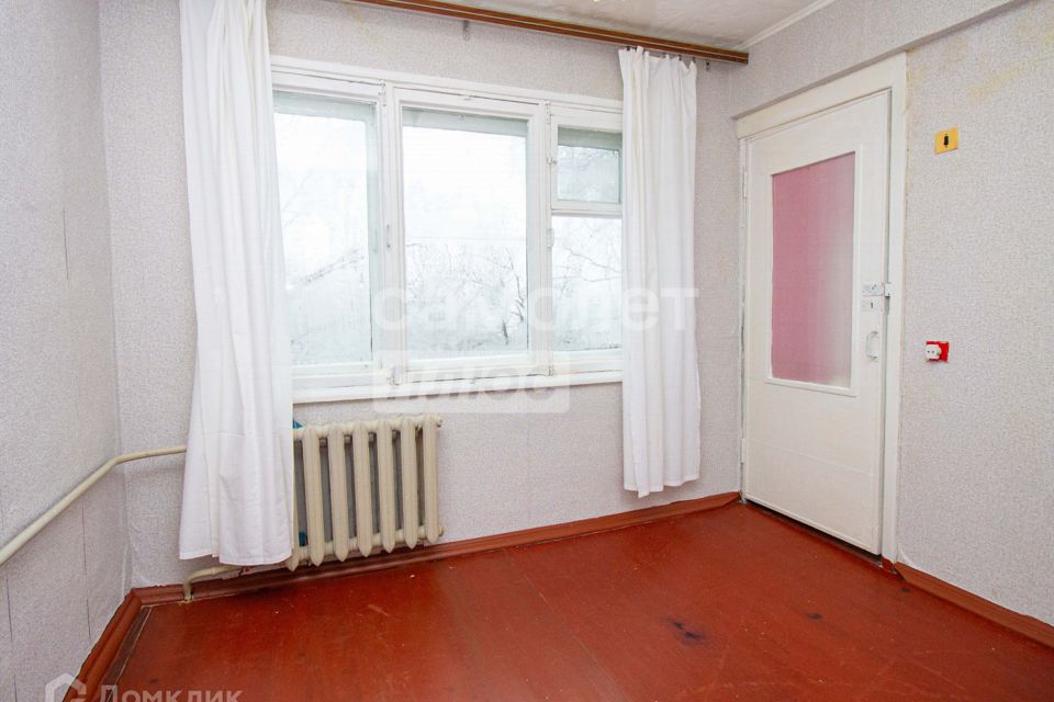 Продаётся 3-комнатная квартира, 48.1 м²