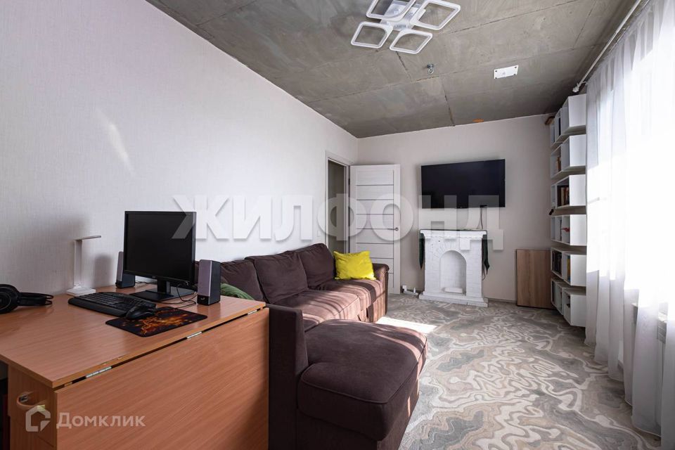 Продаётся 2-комнатная квартира, 47.2 м²